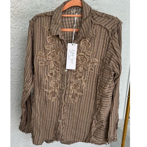 Anthropologie Tops - NWT Anthropologie Kyla Seo Myra Shirt - Size Small